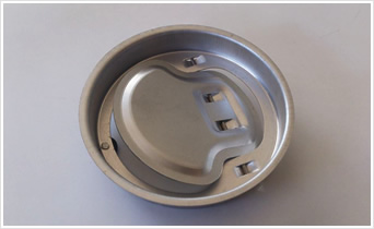 アルミ製開閉弁